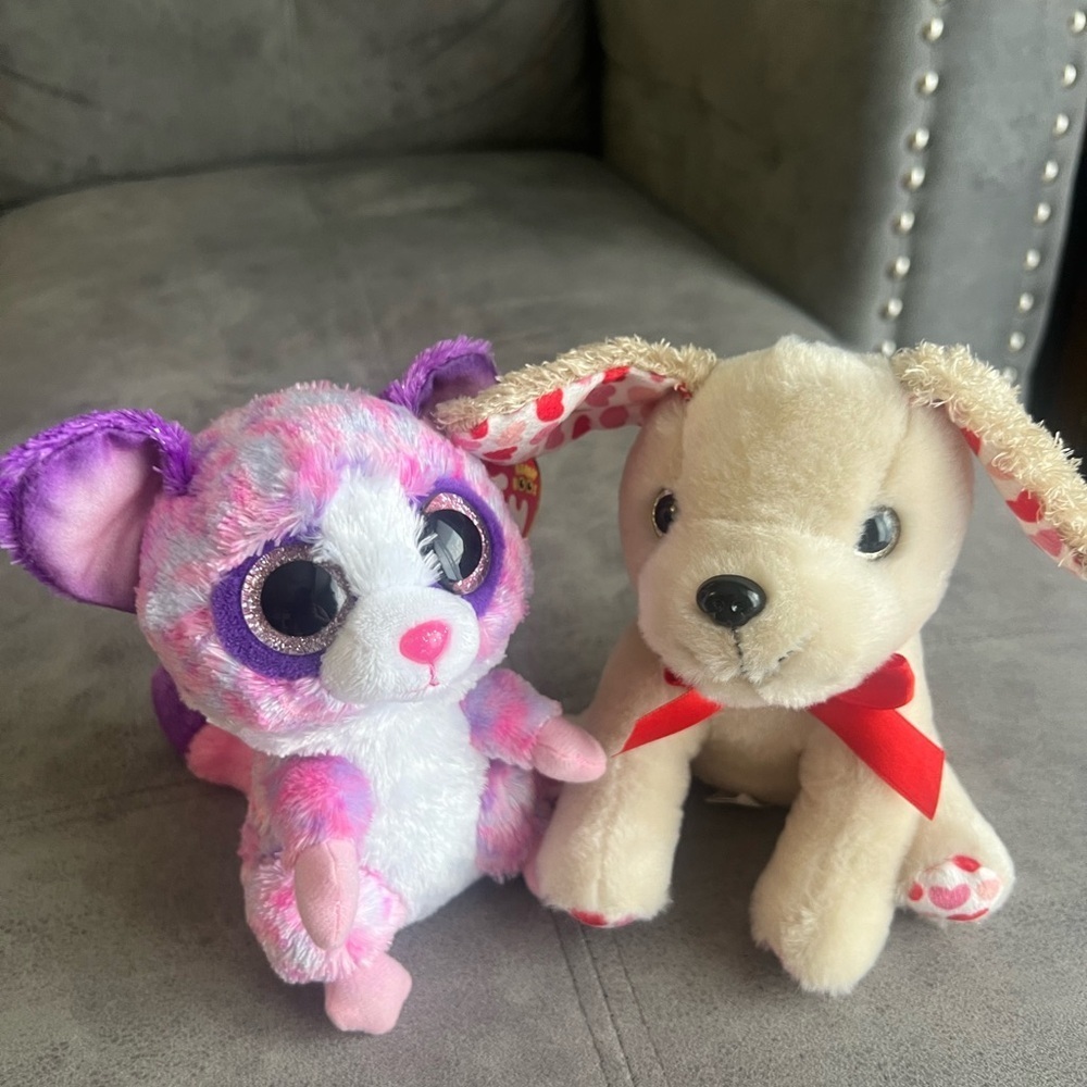Ty Small Pets Cream and Red Plush Set